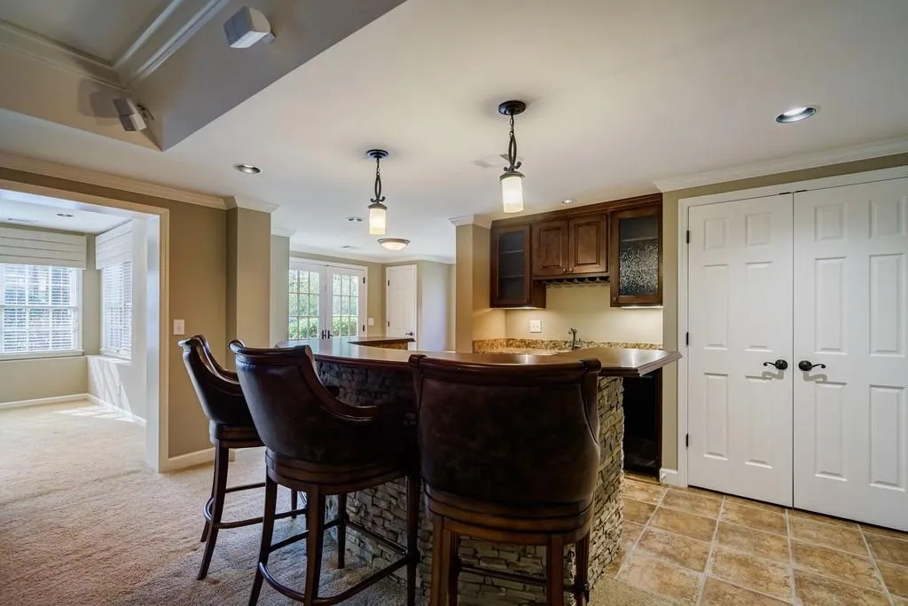 1650 Lazy River Lane, Sandy Springs, Georgia 30350, 5 Bedrooms Bedrooms, ,5 BathroomsBathrooms,Residential,Sold,1650 Lazy River Lane,7002785