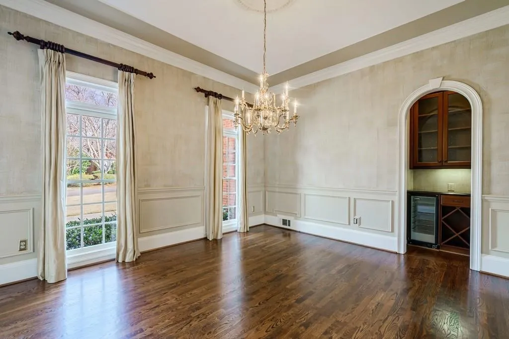 1650 Lazy River Lane, Sandy Springs, Georgia 30350, 5 Bedrooms Bedrooms, ,5 BathroomsBathrooms,Residential,Sold,1650 Lazy River Lane,7002785