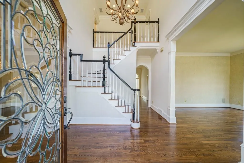 1650 Lazy River Lane, Sandy Springs, Georgia 30350, 5 Bedrooms Bedrooms, ,5 BathroomsBathrooms,Residential,Sold,1650 Lazy River Lane,7002785