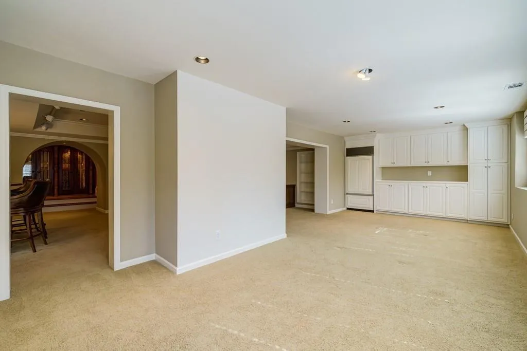 1650 Lazy River Lane, Sandy Springs, Georgia 30350, 5 Bedrooms Bedrooms, ,5 BathroomsBathrooms,Residential,Sold,1650 Lazy River Lane,7002785