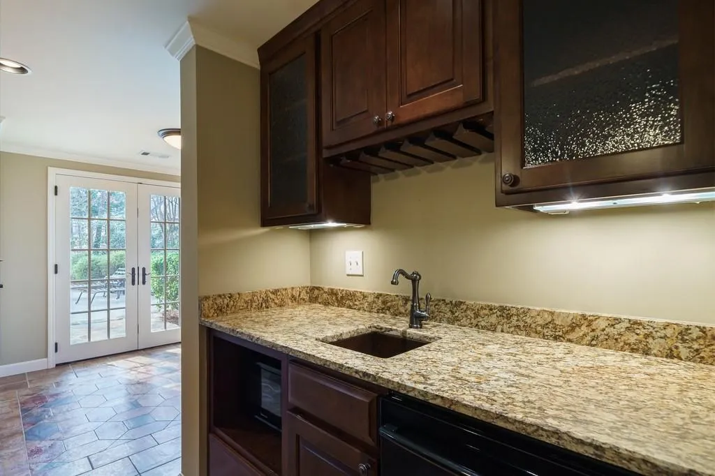 1650 Lazy River Lane, Sandy Springs, Georgia 30350, 5 Bedrooms Bedrooms, ,5 BathroomsBathrooms,Residential,Sold,1650 Lazy River Lane,7002785