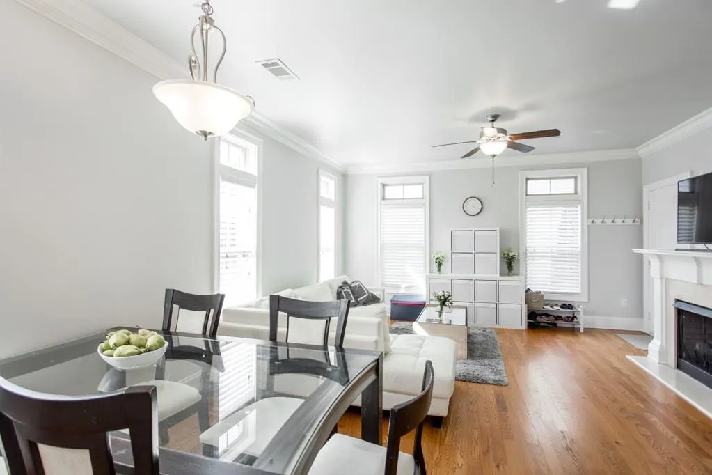 859 Perennial Drive, Atlanta, Georgia 30328, 2 Bedrooms Bedrooms, ,2 BathroomsBathrooms,Residential,Sold,859 Perennial Drive,6010053