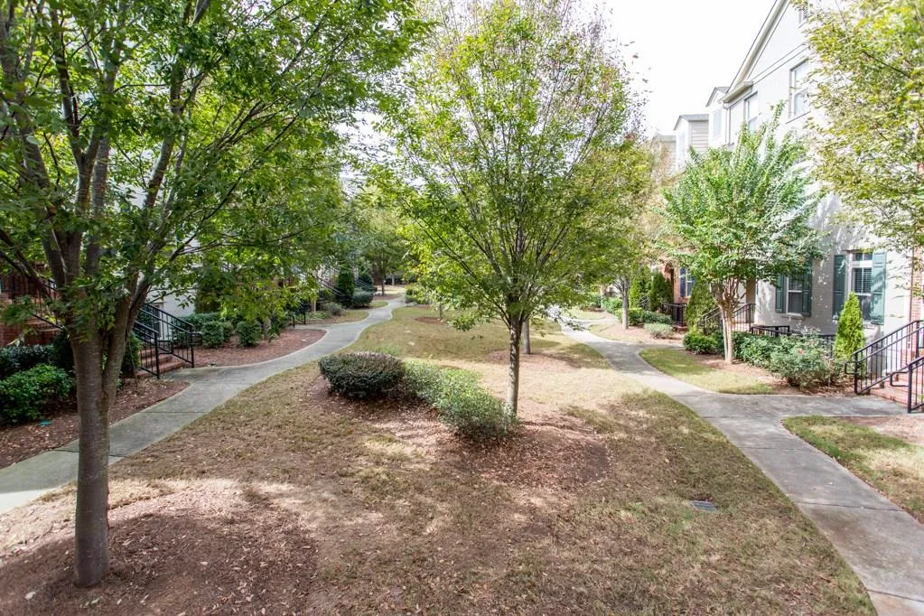 859 Perennial Drive, Atlanta, Georgia 30328, 2 Bedrooms Bedrooms, ,2 BathroomsBathrooms,Residential,Sold,859 Perennial Drive,6010053