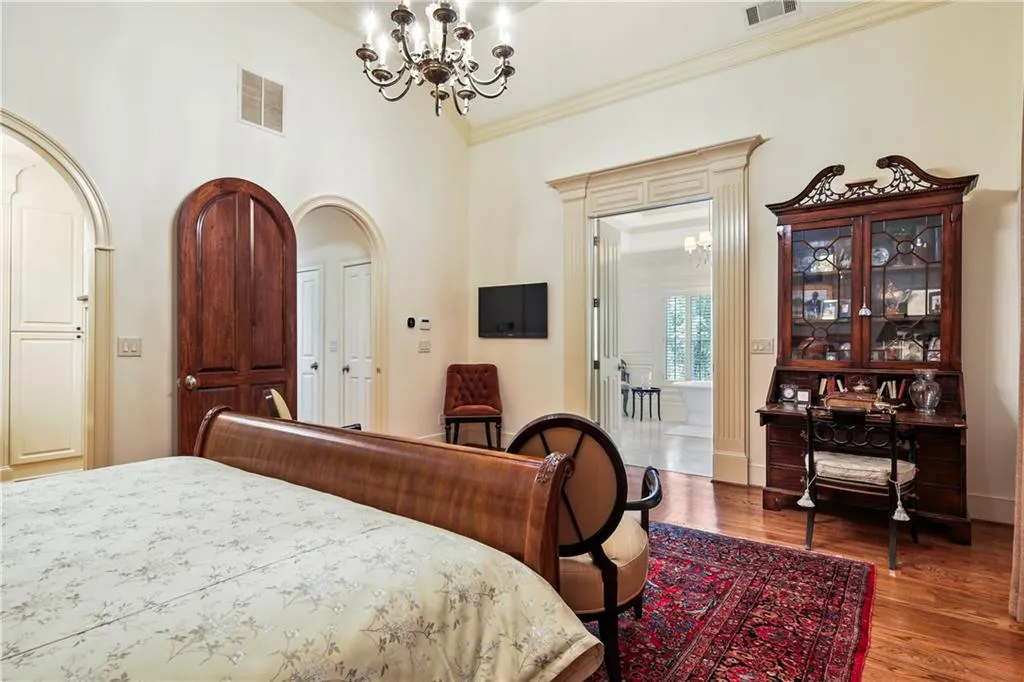 3127 Lenox Road Ne Unit 44, Atlanta, Georgia 30324, 3 Bedrooms Bedrooms, ,4 BathroomsBathrooms,Residential,For Sale,3127 Lenox Road Ne Unit 44,7652197