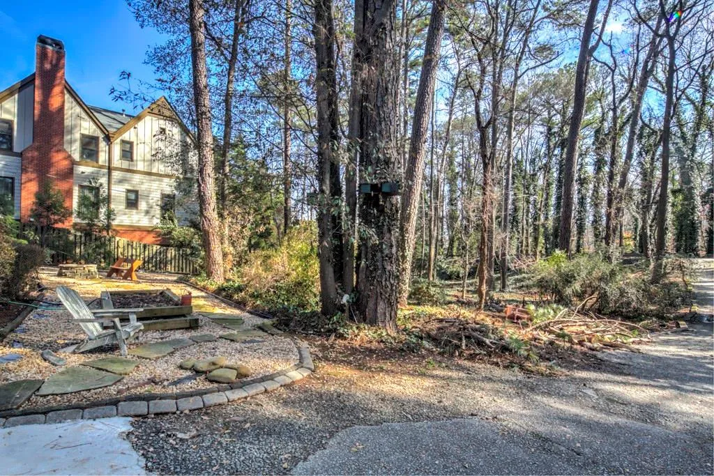 1899 Moores Mill Road Nw, Atlanta, Georgia 30318, ,Residential,Sold,1899 Moores Mill Road Nw,5955594