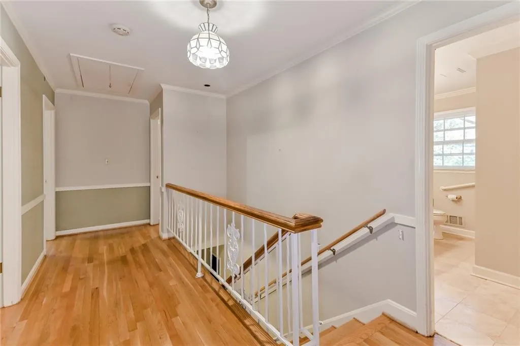 1105 Kingston Drive, Sandy Springs, Georgia 30342, 5 Bedrooms Bedrooms, ,3 BathroomsBathrooms,Residential,Sold,1105 Kingston Drive,6535785