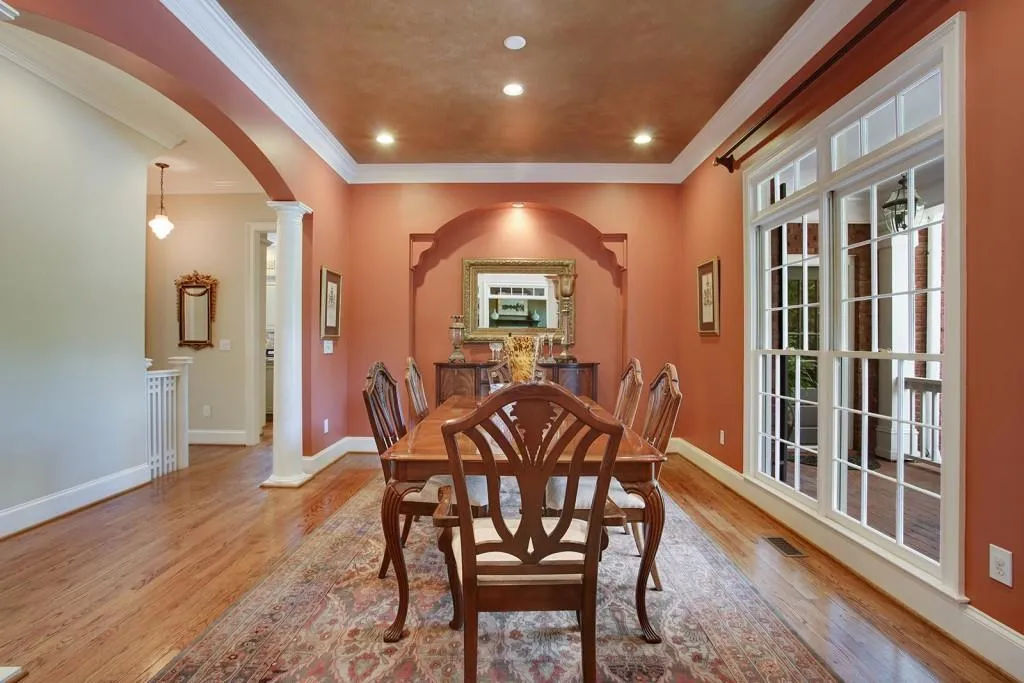 315 Long Grove Court, Atlanta, Georgia 30327, 6 Bedrooms Bedrooms, ,5 BathroomsBathrooms,Residential,Sold,315 Long Grove Court,5729795