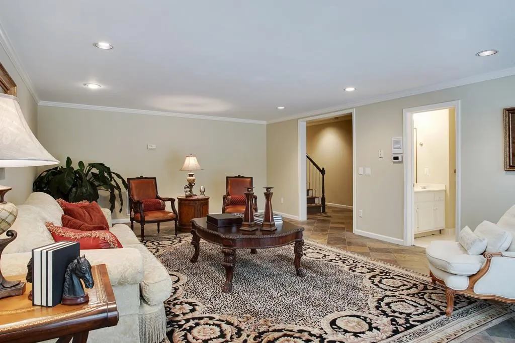 315 Long Grove Court, Atlanta, Georgia 30327, 6 Bedrooms Bedrooms, ,5 BathroomsBathrooms,Residential,Sold,315 Long Grove Court,5729795