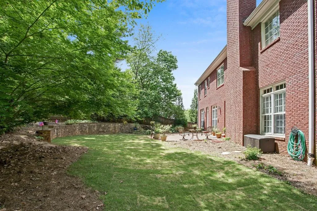 315 Long Grove Court, Atlanta, Georgia 30327, 6 Bedrooms Bedrooms, ,5 BathroomsBathrooms,Residential,Sold,315 Long Grove Court,5729795