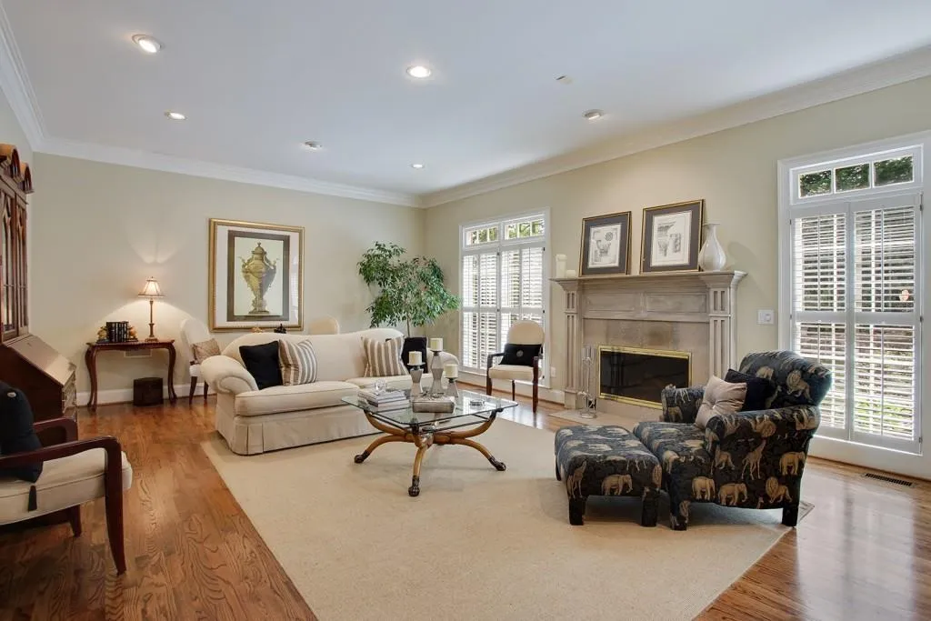 315 Long Grove Court, Atlanta, Georgia 30327, 6 Bedrooms Bedrooms, ,5 BathroomsBathrooms,Residential,Sold,315 Long Grove Court,5729795