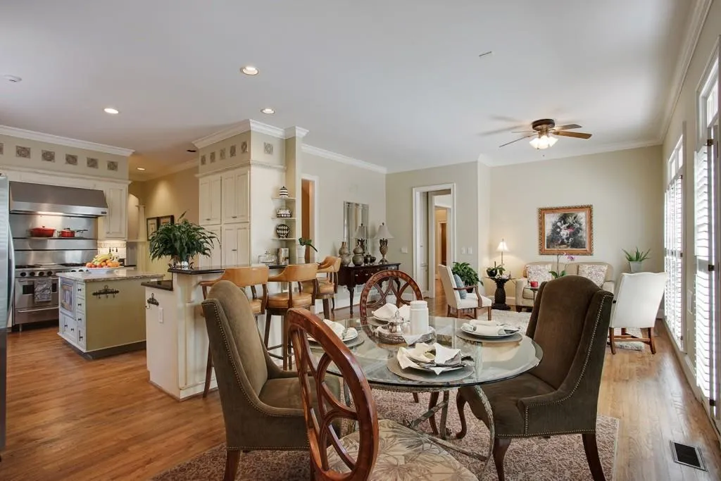 315 Long Grove Court, Atlanta, Georgia 30327, 6 Bedrooms Bedrooms, ,5 BathroomsBathrooms,Residential,Sold,315 Long Grove Court,5729795