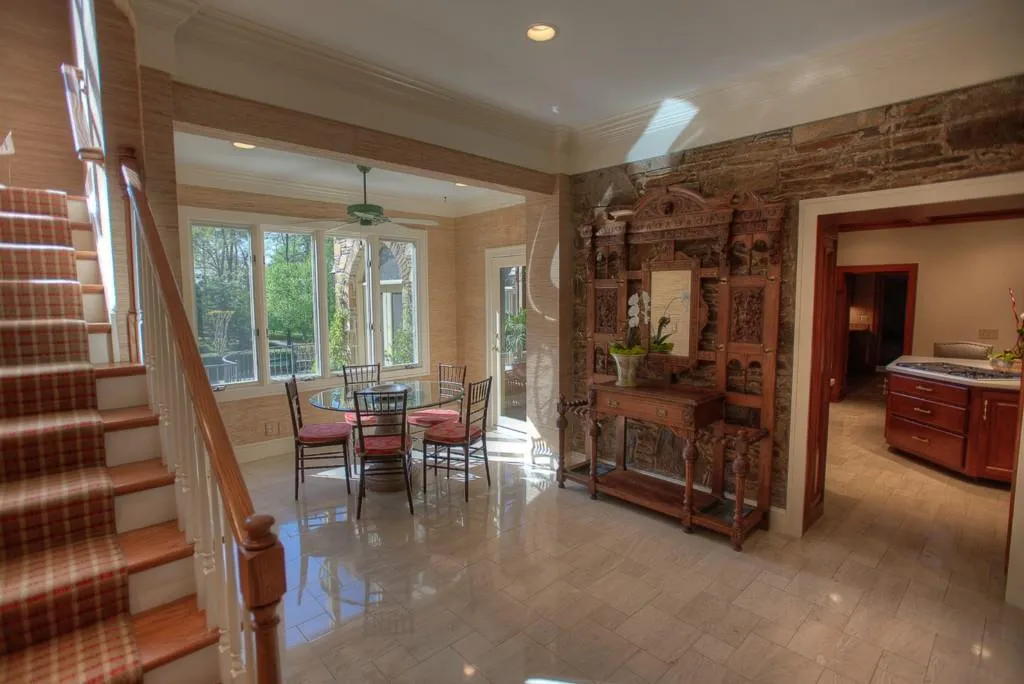 75 Finch Forest Trail, Sandy Springs, Georgia 30327, 6 Bedrooms Bedrooms, ,6 BathroomsBathrooms,Residential,Sold,75 Finch Forest Trail,5523302