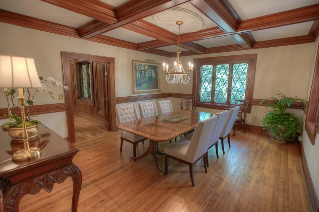 75 Finch Forest Trail, Sandy Springs, Georgia 30327, 6 Bedrooms Bedrooms, ,6 BathroomsBathrooms,Residential,Sold,75 Finch Forest Trail,5523302