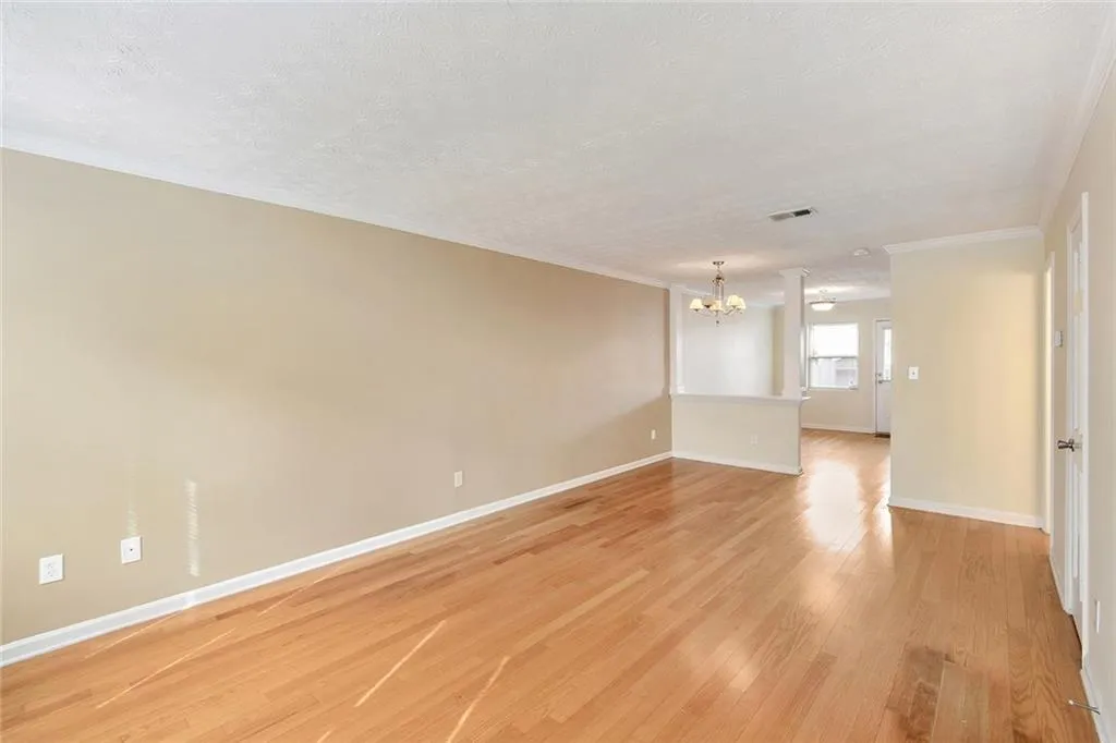 125 N River Drive Unit E, Atlanta, Georgia 30350, 2 Bedrooms Bedrooms, ,2 BathroomsBathrooms,Residential,Sold,125 N River Drive Unit E,5956383