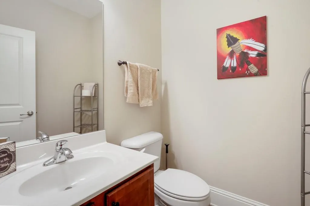 6407 Paulson Place, Atlanta, Georgia 30328, 3 Bedrooms Bedrooms, ,2 BathroomsBathrooms,Residential,Sold,6407 Paulson Place,6755902