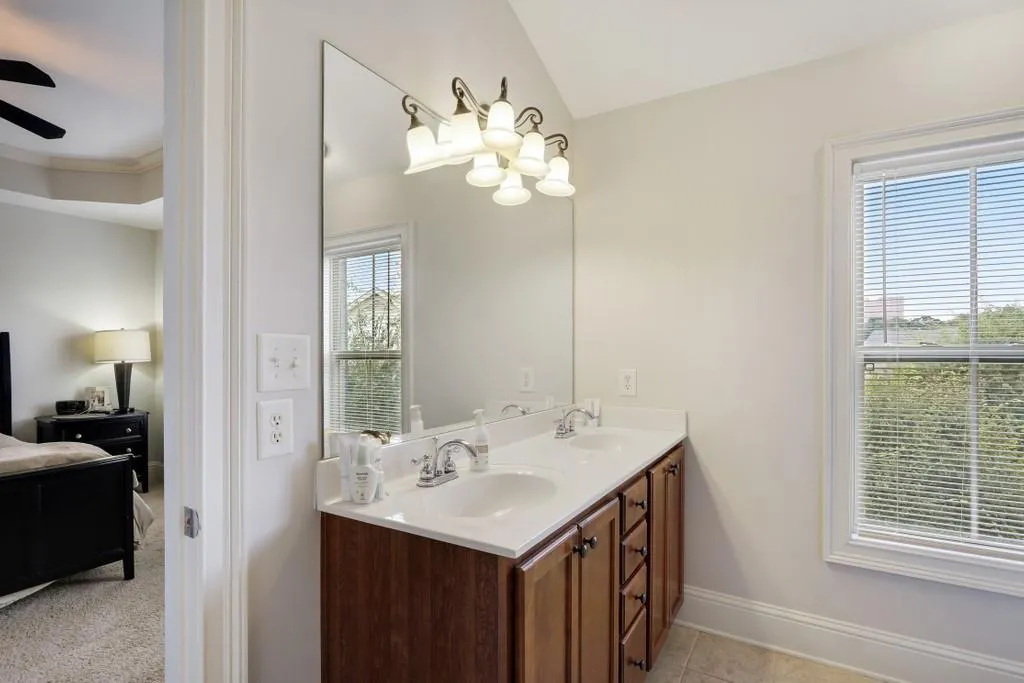 6407 Paulson Place, Atlanta, Georgia 30328, 3 Bedrooms Bedrooms, ,2 BathroomsBathrooms,Residential,Sold,6407 Paulson Place,6755902