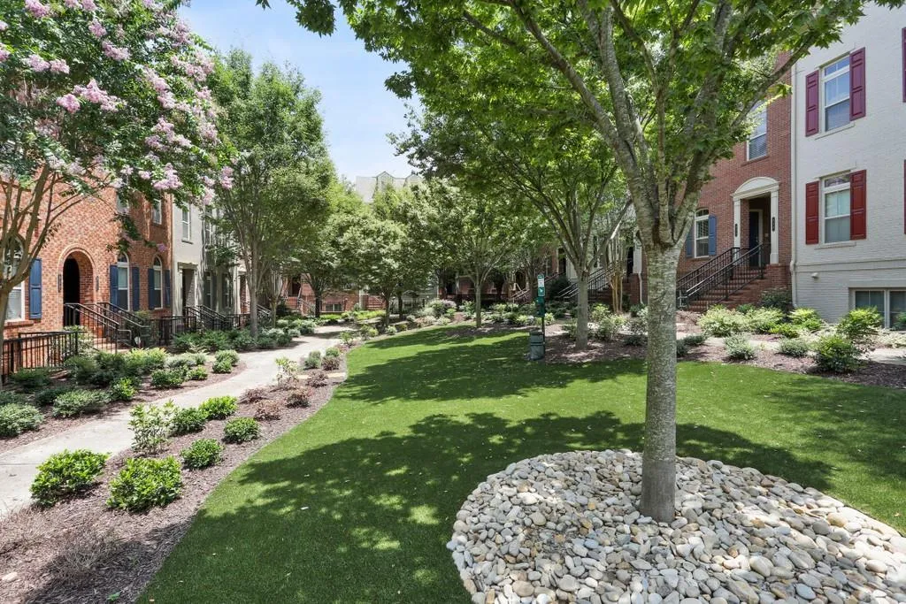 6407 Paulson Place, Atlanta, Georgia 30328, 3 Bedrooms Bedrooms, ,2 BathroomsBathrooms,Residential,Sold,6407 Paulson Place,6755902