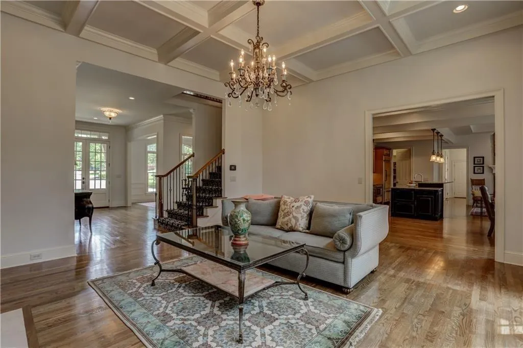 500 Park Gate Court, Sandy Springs, Georgia 30342, 6 Bedrooms Bedrooms, ,5 BathroomsBathrooms,Residential,Sold,500 Park Gate Court,6574041