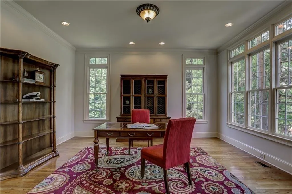 500 Park Gate Court, Sandy Springs, Georgia 30342, 6 Bedrooms Bedrooms, ,5 BathroomsBathrooms,Residential,Sold,500 Park Gate Court,6574041