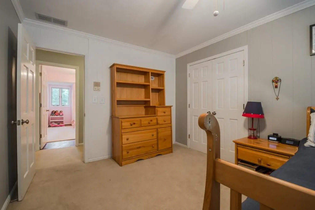 520 N Harbor Drive, Sandy Springs, Georgia 30328, 5 Bedrooms Bedrooms, ,3 BathroomsBathrooms,Residential,Sold,520 N Harbor Drive,5740214