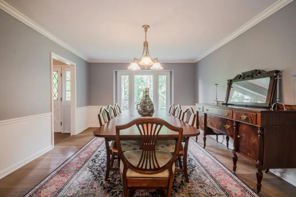 520 N Harbor Drive, Sandy Springs, Georgia 30328, 5 Bedrooms Bedrooms, ,3 BathroomsBathrooms,Residential,Sold,520 N Harbor Drive,5740214