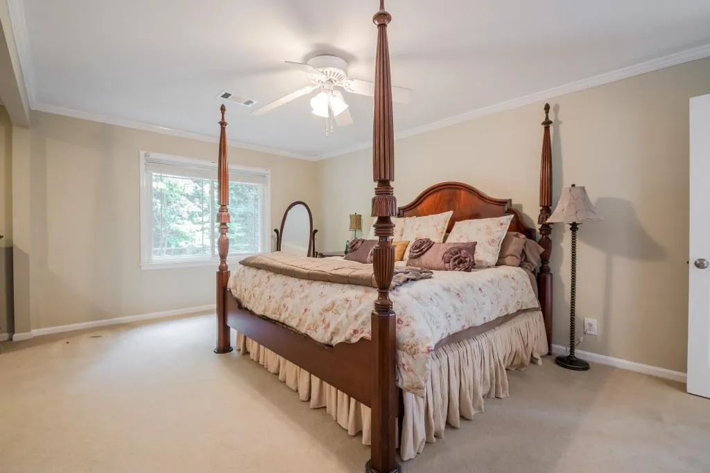 520 N Harbor Drive, Sandy Springs, Georgia 30328, 5 Bedrooms Bedrooms, ,3 BathroomsBathrooms,Residential,Sold,520 N Harbor Drive,5740214