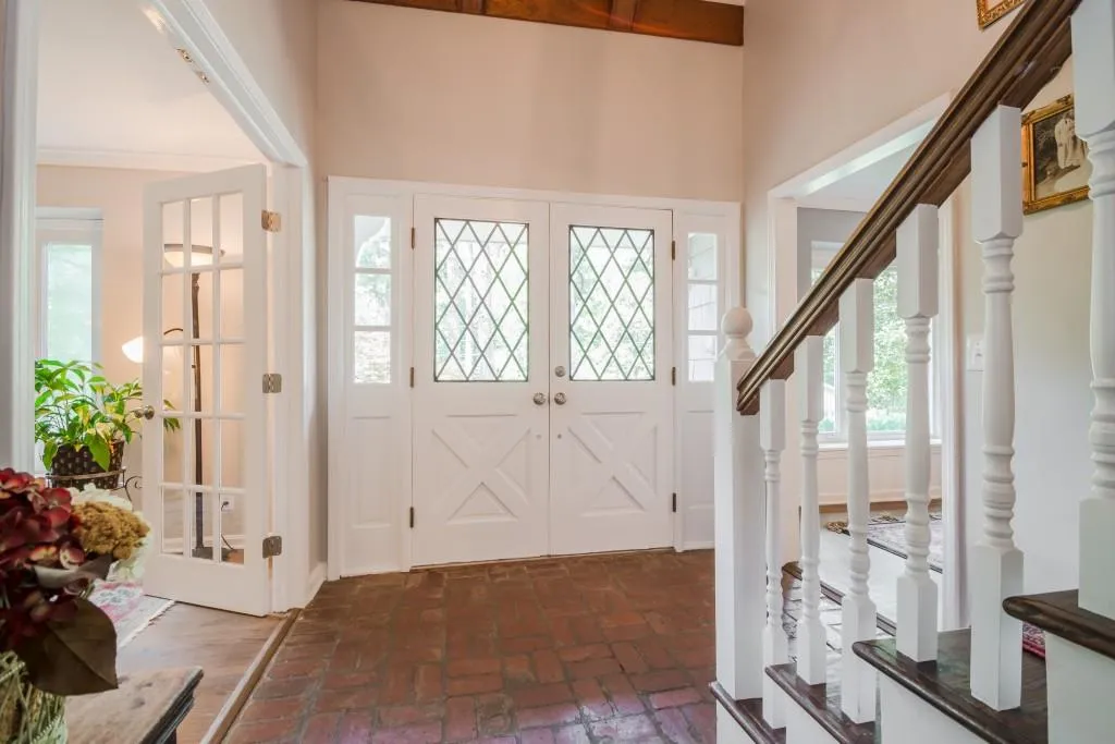 520 N Harbor Drive, Sandy Springs, Georgia 30328, 5 Bedrooms Bedrooms, ,3 BathroomsBathrooms,Residential,Sold,520 N Harbor Drive,5740214