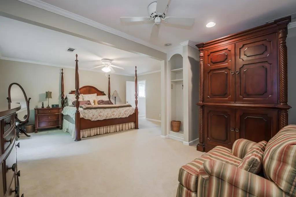 520 N Harbor Drive, Sandy Springs, Georgia 30328, 5 Bedrooms Bedrooms, ,3 BathroomsBathrooms,Residential,Sold,520 N Harbor Drive,5740214