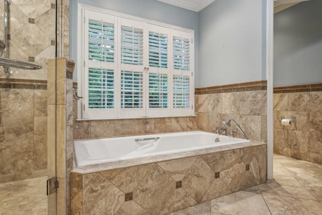 4690 Dudley Lane, Atlanta, Georgia 30327, 4 Bedrooms Bedrooms, ,3 BathroomsBathrooms,Residential,Sold,4690 Dudley Lane,7387572