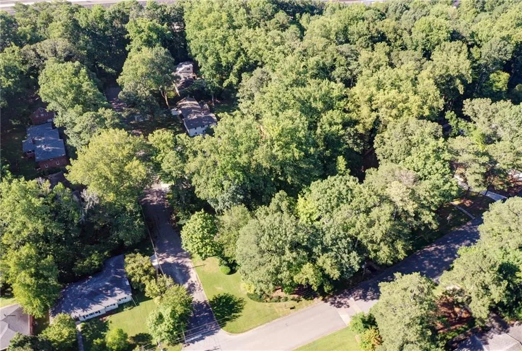 655 Glenforest Road, Atlanta, Georgia 30328, 3 Bedrooms Bedrooms, ,2 BathroomsBathrooms,Land,Sold,655 Glenforest Road,7440062