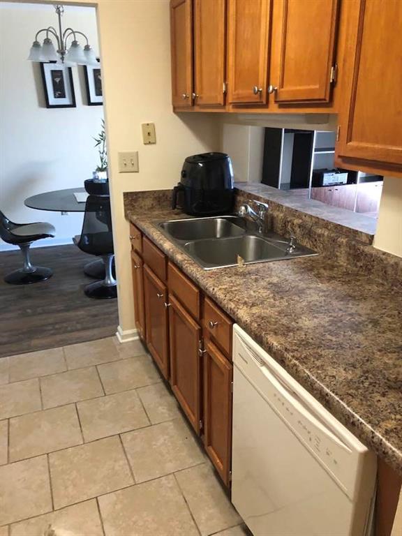 300 Johnson Ferry Road NE Unit B701, Atlanta, Georgia 30328, 1 Bedroom Bedrooms, ,1 BathroomBathrooms,Residential,Sold,300 Johnson Ferry Road NE Unit B701,7256332