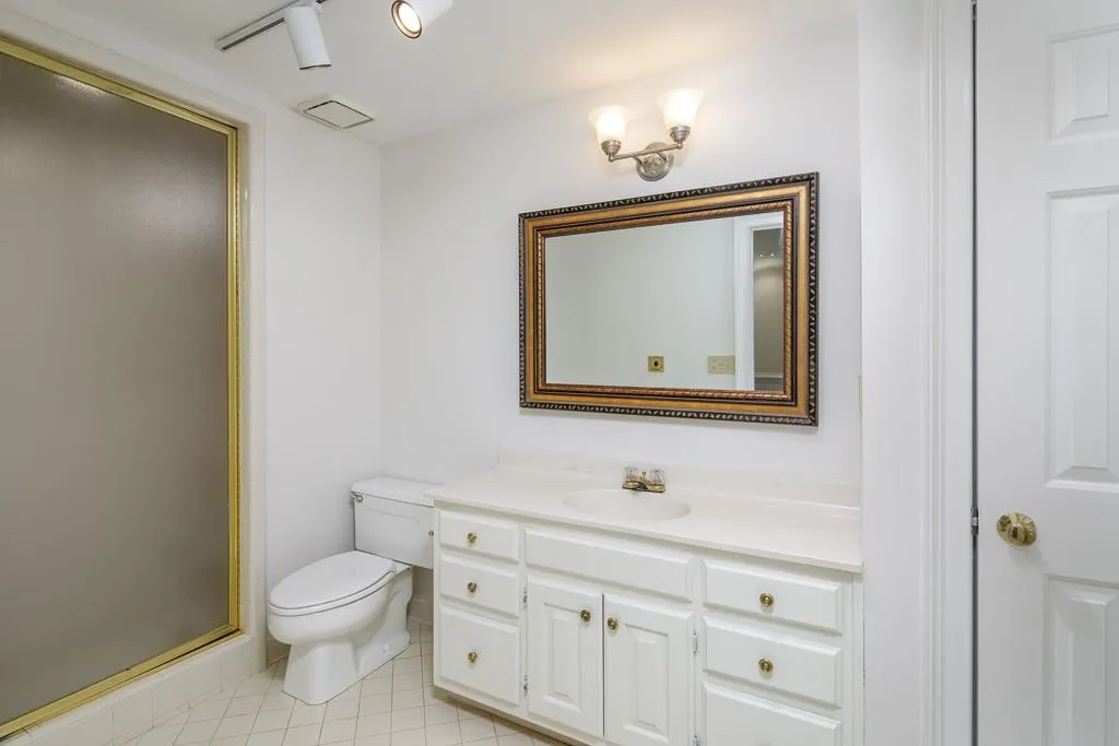 860 Powers Lake Drive, Sandy Springs, Georgia 30327, 5 Bedrooms Bedrooms, ,5 BathroomsBathrooms,Residential,Sold,860 Powers Lake Drive,5969261