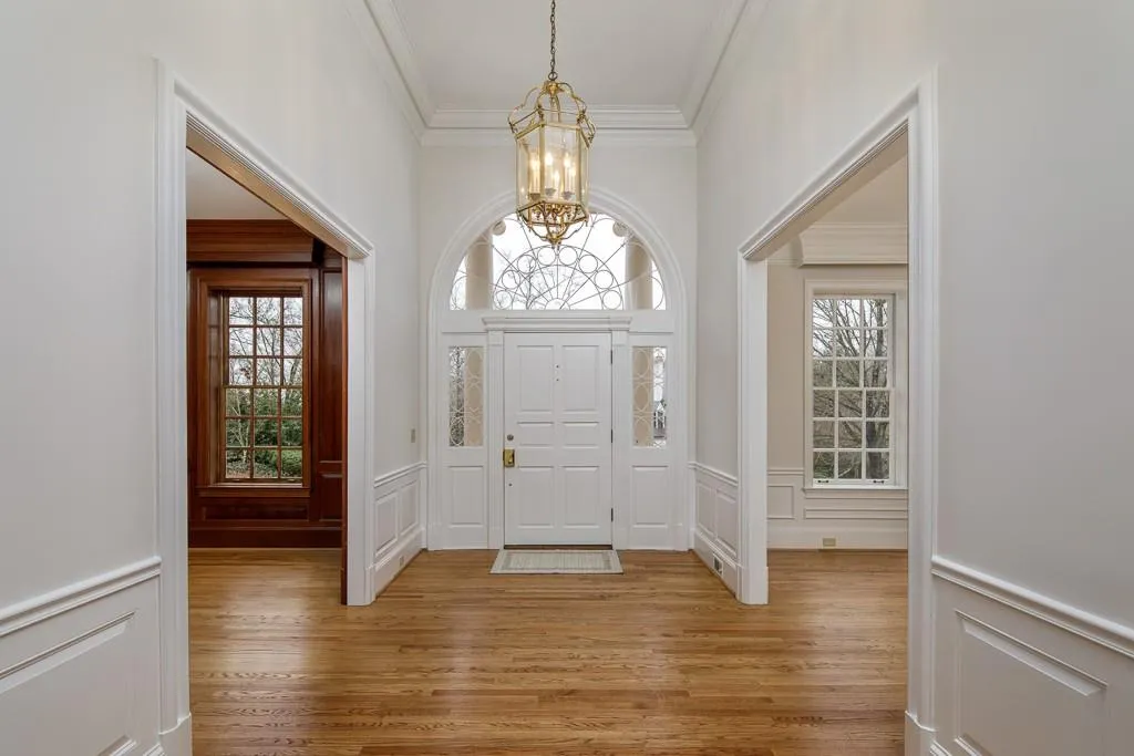 860 Powers Lake Drive, Sandy Springs, Georgia 30327, 5 Bedrooms Bedrooms, ,5 BathroomsBathrooms,Residential,Sold,860 Powers Lake Drive,5969261