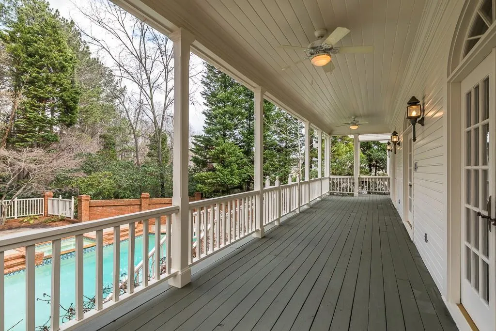 860 Powers Lake Drive, Sandy Springs, Georgia 30327, 5 Bedrooms Bedrooms, ,5 BathroomsBathrooms,Residential,Sold,860 Powers Lake Drive,5969261