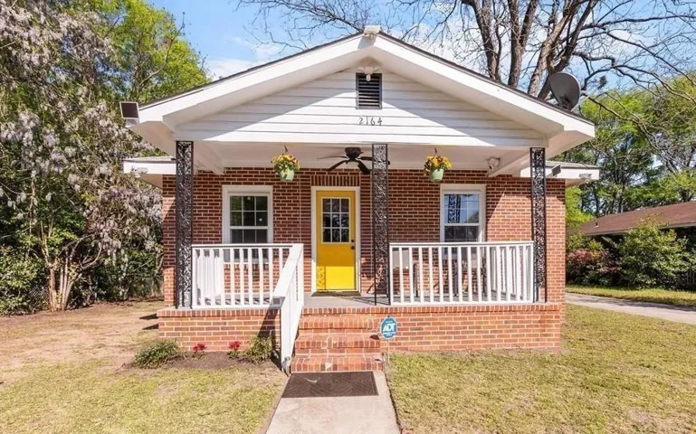 2164 Monroe Avenue, Macon, Georgia 31204