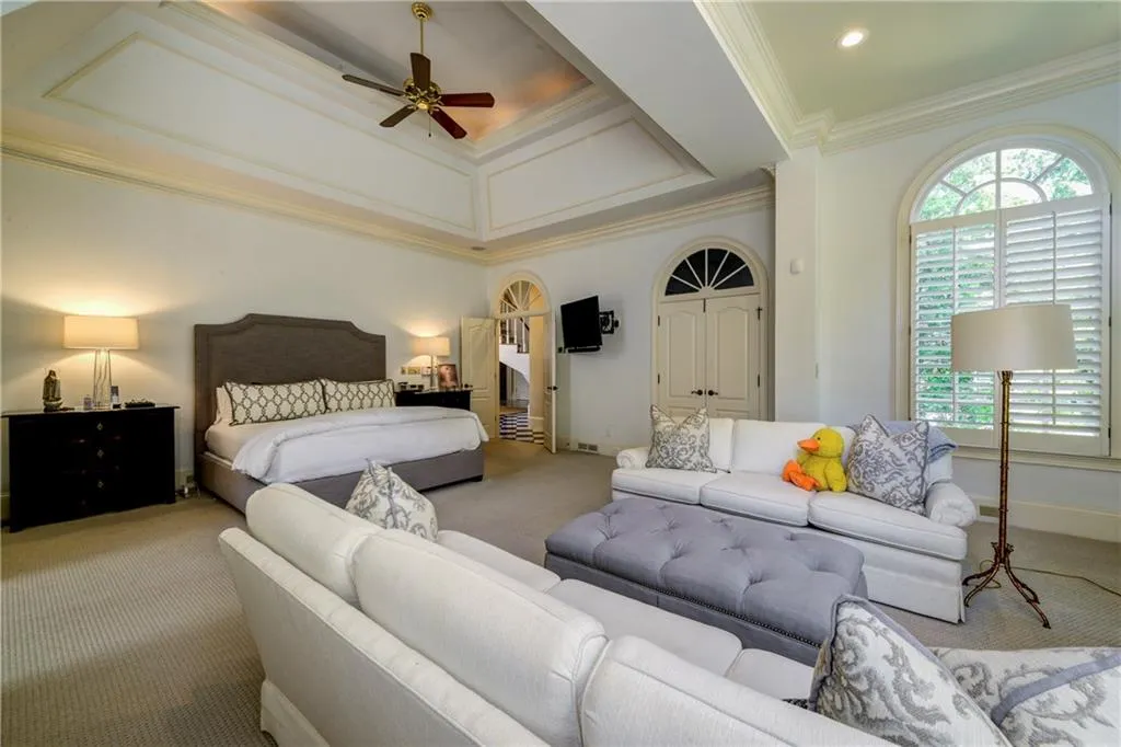 50 Old Stratton Chase, Sandy Springs, Georgia 30328, 6 Bedrooms Bedrooms, ,5 BathroomsBathrooms,Residential,Sold,50 Old Stratton Chase,5831405