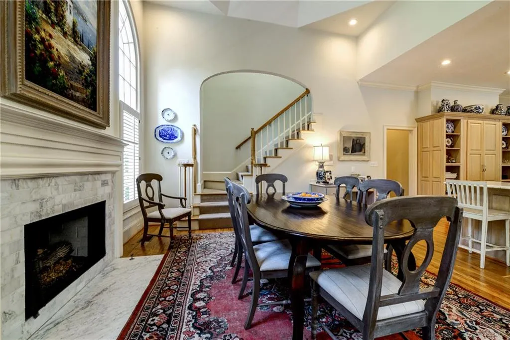 50 Old Stratton Chase, Sandy Springs, Georgia 30328, 6 Bedrooms Bedrooms, ,5 BathroomsBathrooms,Residential,Sold,50 Old Stratton Chase,5831405