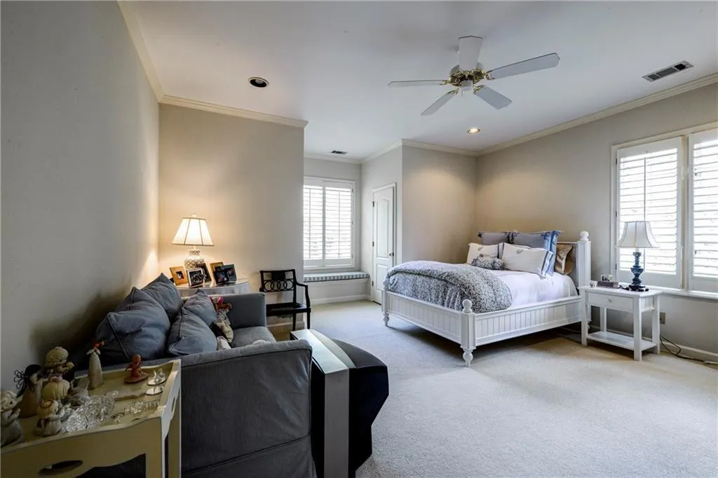 50 Old Stratton Chase, Sandy Springs, Georgia 30328, 6 Bedrooms Bedrooms, ,5 BathroomsBathrooms,Residential,Sold,50 Old Stratton Chase,5831405