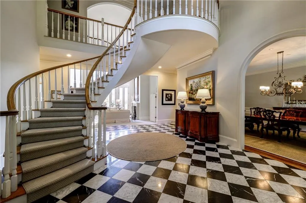 50 Old Stratton Chase, Sandy Springs, Georgia 30328, 6 Bedrooms Bedrooms, ,5 BathroomsBathrooms,Residential,Sold,50 Old Stratton Chase,5831405