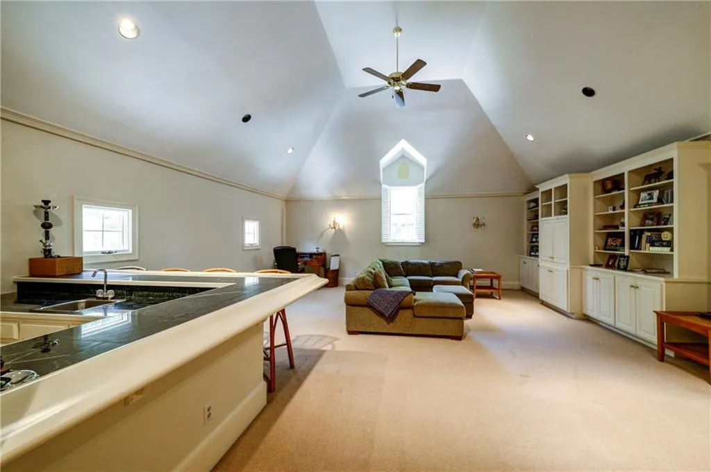 50 Old Stratton Chase, Sandy Springs, Georgia 30328, 6 Bedrooms Bedrooms, ,5 BathroomsBathrooms,Residential,Sold,50 Old Stratton Chase,5831405