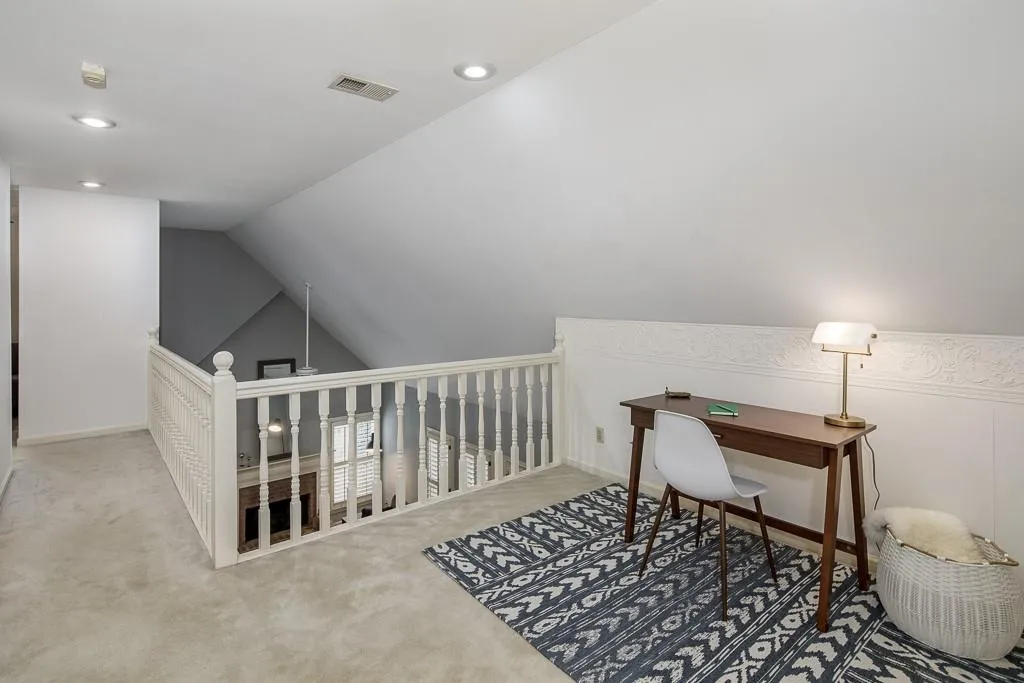 7420 Talbot Colony, Sandy Springs, Georgia 30328, 3 Bedrooms Bedrooms, ,2 BathroomsBathrooms,Residential,Sold,7420 Talbot Colony,6517557