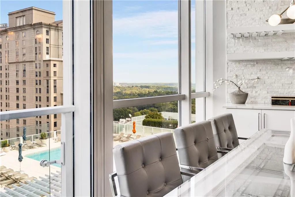 3325 Piedmont Road Ne Unit 1608, Atlanta, Georgia 30305, 1 Bedroom Bedrooms, ,1 BathroomBathrooms,Residential,For Sale,3325 Piedmont Road Ne Unit 1608,7643514