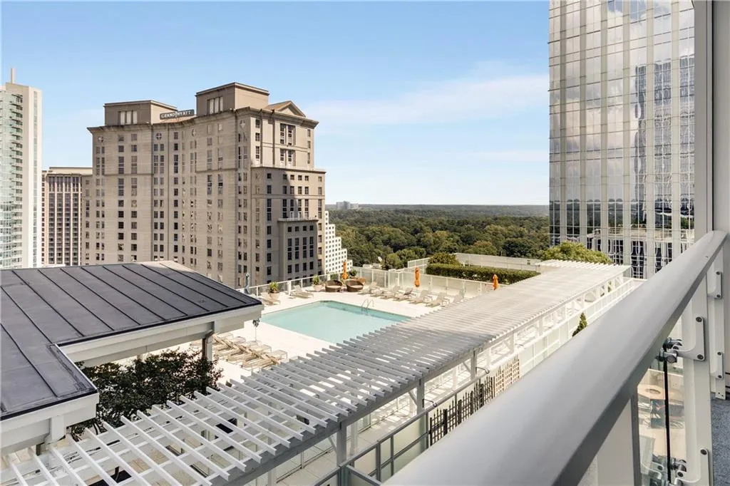 3325 Piedmont Road Ne Unit 1608, Atlanta, Georgia 30305, 1 Bedroom Bedrooms, ,1 BathroomBathrooms,Residential,For Sale,3325 Piedmont Road Ne Unit 1608,7643514