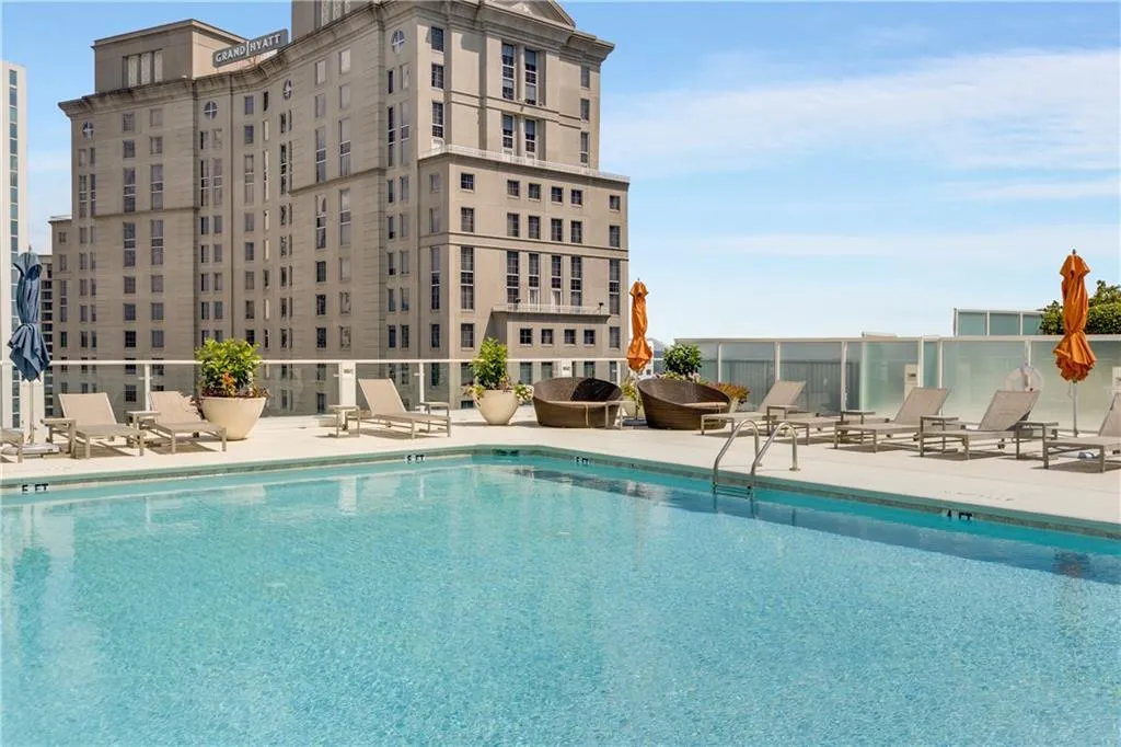 3325 Piedmont Road Ne Unit 1608, Atlanta, Georgia 30305, 1 Bedroom Bedrooms, ,1 BathroomBathrooms,Residential,For Sale,3325 Piedmont Road Ne Unit 1608,7643514