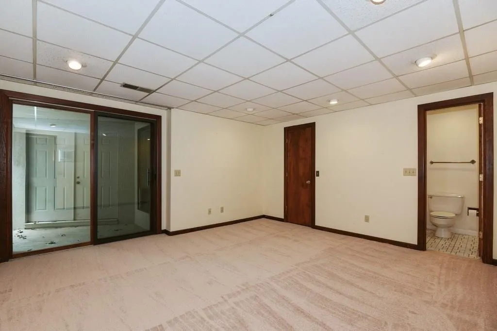 185 River North Court, Sandy Springs, Georgia 30328, 5 Bedrooms Bedrooms, ,5 BathroomsBathrooms,Residential,Sold,185 River North Court,6049703