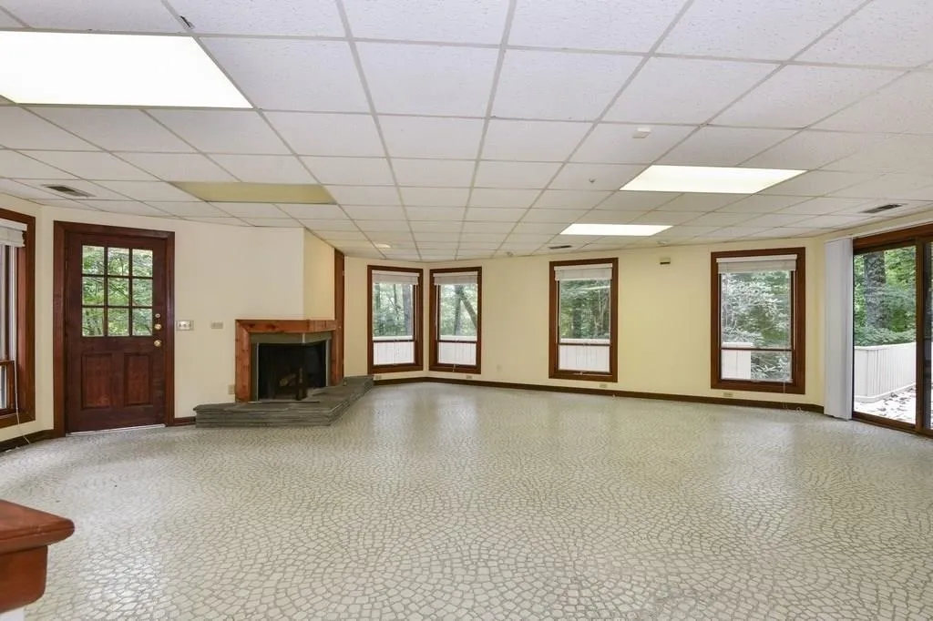 185 River North Court, Sandy Springs, Georgia 30328, 5 Bedrooms Bedrooms, ,5 BathroomsBathrooms,Residential,Sold,185 River North Court,6049703