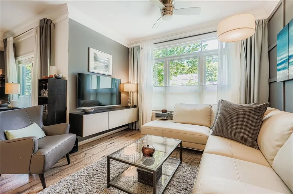 955 Juniper Street Ne Unit 1317, Atlanta, Georgia 30309, 1 Bedroom Bedrooms, ,1 BathroomBathrooms,Residential,For Sale,955 Juniper Street Ne Unit 1317,7623782