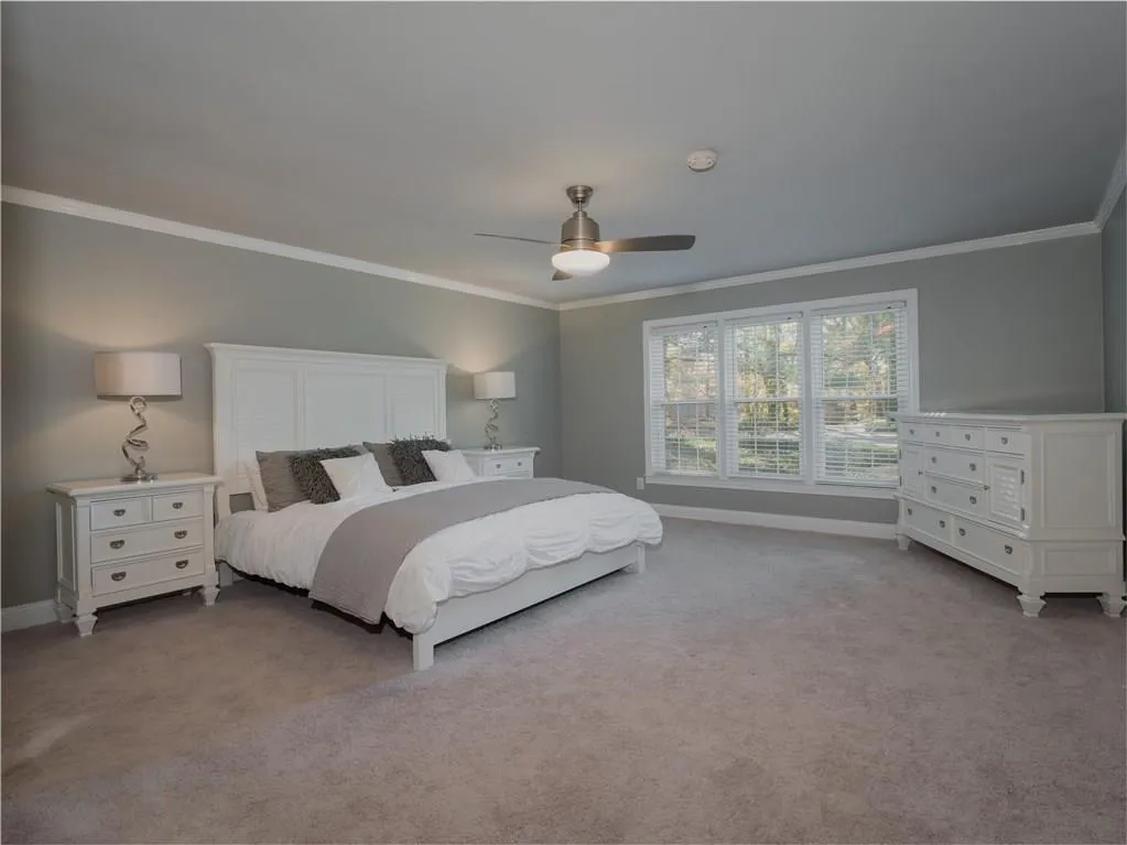 8945 Ridgemont Drive, Sandy Springs, Georgia 30350, 6 Bedrooms Bedrooms, ,7 BathroomsBathrooms,Residential,Sold,8945 Ridgemont Drive,5821827