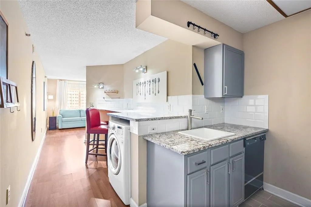 795 Hammond Drive Unit 209, Atlanta, Georgia 30328, 1 Bedroom Bedrooms, ,1 BathroomBathrooms,Residential,Sold,795 Hammond Drive Unit 209,7145972