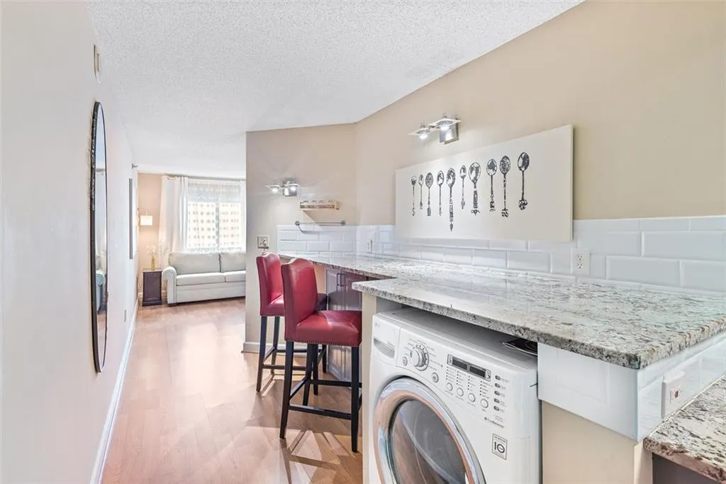 795 Hammond Drive Unit 209, Atlanta, Georgia 30328, 1 Bedroom Bedrooms, ,1 BathroomBathrooms,Residential,Sold,795 Hammond Drive Unit 209,7145972